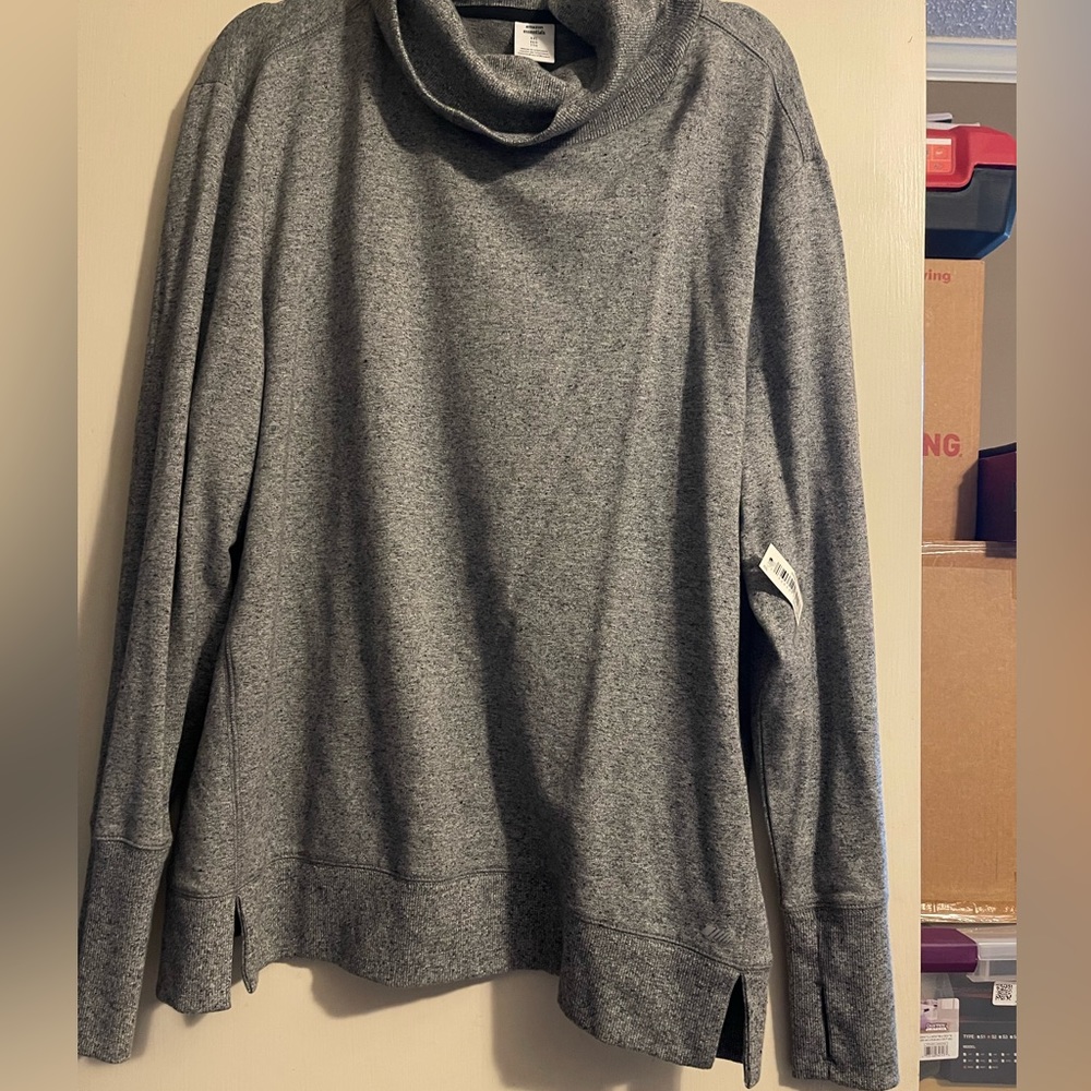 Amazon essentials turtle neck sweatshirt size 2X